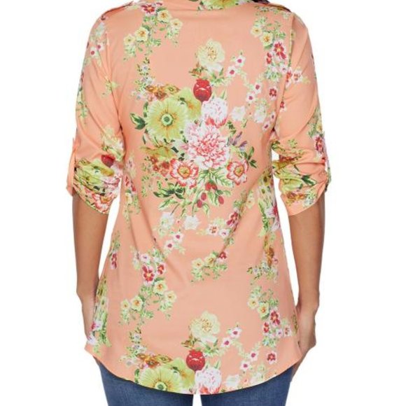 V Neck Pleat Button Front Floral Tunic Top - Picture 2 of 5